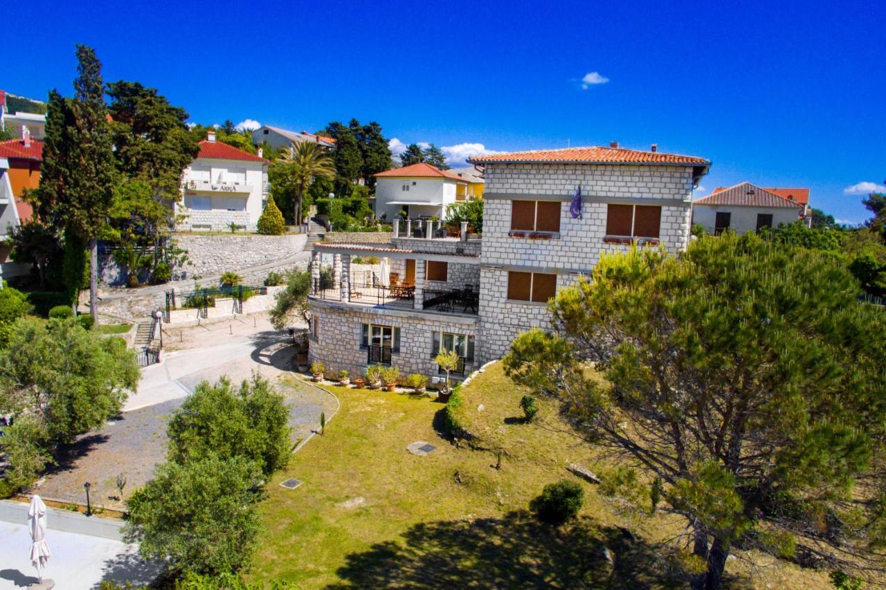 Villas Arbia Banjol Extérieur photo