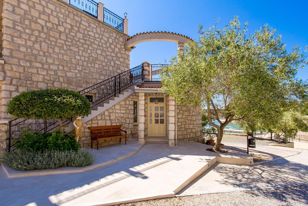 Villas Arbia Banjol Extérieur photo